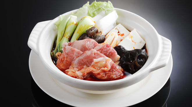 中国料理 四川 - 料理写真:松阪牛バラ肉薄切り麻辣お鍋
