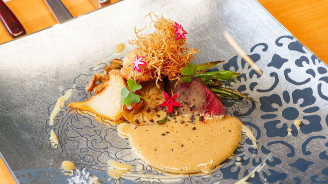 肉割烹 無膳福助 - 料理写真:特選肉料理(エゾ鹿と仔羊のブレインフリット、一久みそのソース)