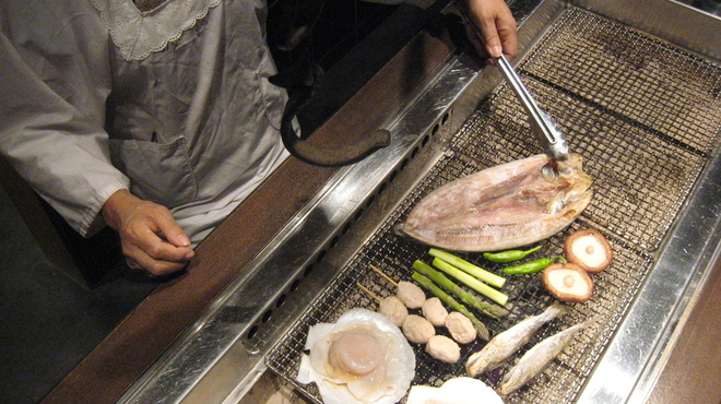Tokubee - 料理写真:炭火で囲炉裏セット