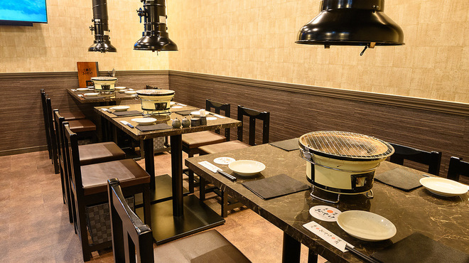 炭火焼肉おやけ - メイン写真: