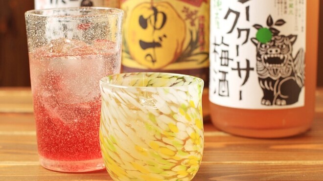 沖縄料理と島酒 星屑亭 - メイン写真: