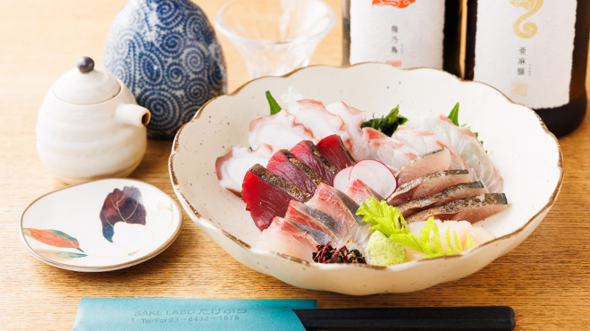 Sake Labo Take Buchi - メイン写真:魚お造り盛り合せ