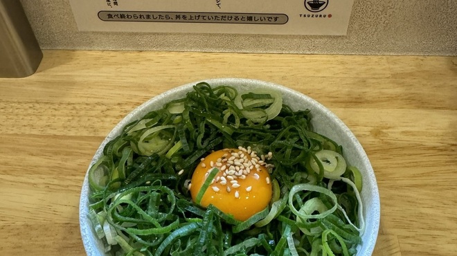 鶏そば 綴る - メイン写真: