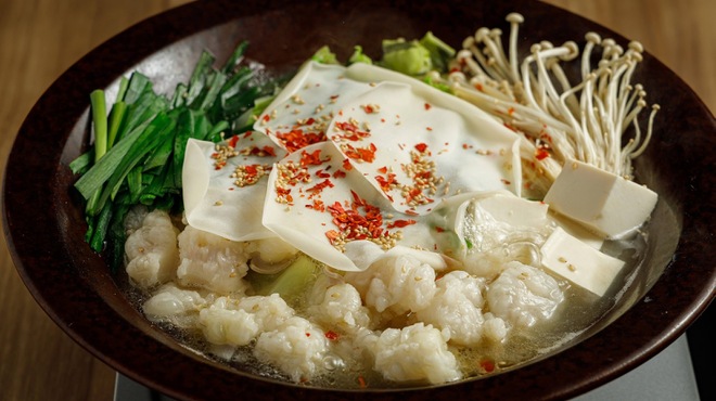 水炊き吟醸もつ鍋 由乃 - メイン写真: