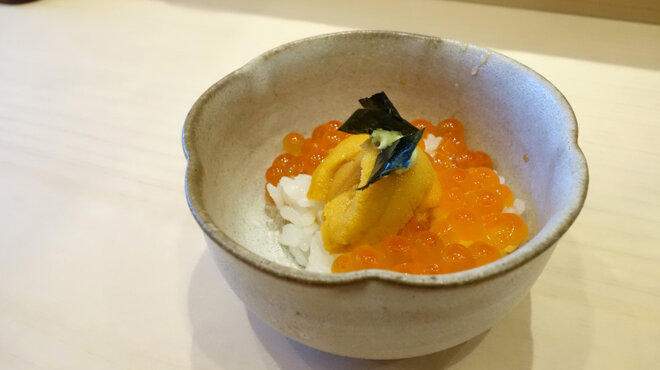 魚祥 - 料理写真:うにいくら