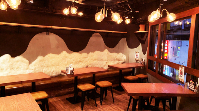 ラム肉酒場 ラムゴロー 神田南口店 - メイン写真: