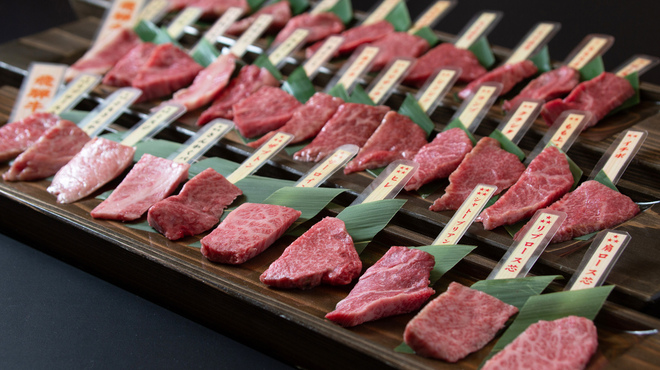 Hidagyu U Ittougai Yakiniku Akariya - メイン写真: