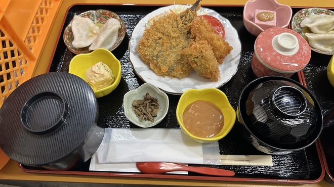 食処 そうしゃん - メイン写真: