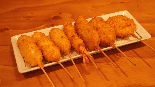 Oden Kushikatsu Nikomi 'Mittsu' - メイン写真: