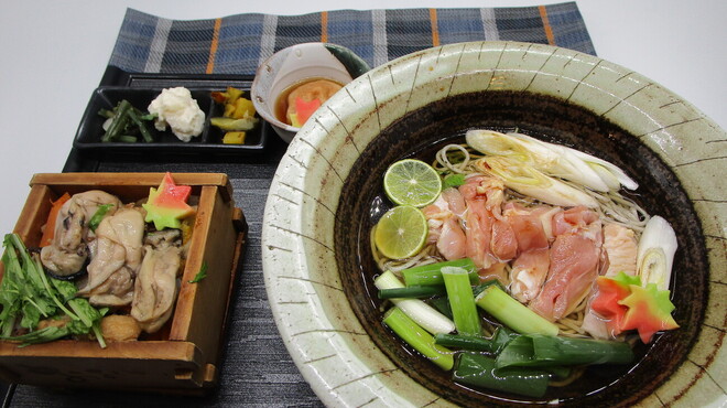 胡麻切りそばと創作串揚げ おおの - 料理写真: