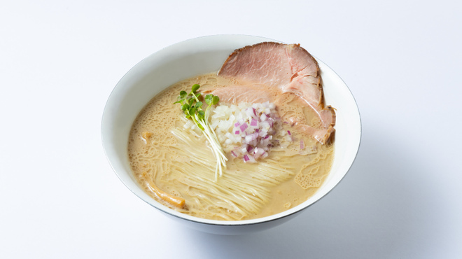 金沢濃厚煮干豚骨 伊乃心 - 料理写真:濃厚煮干豚骨らーめん