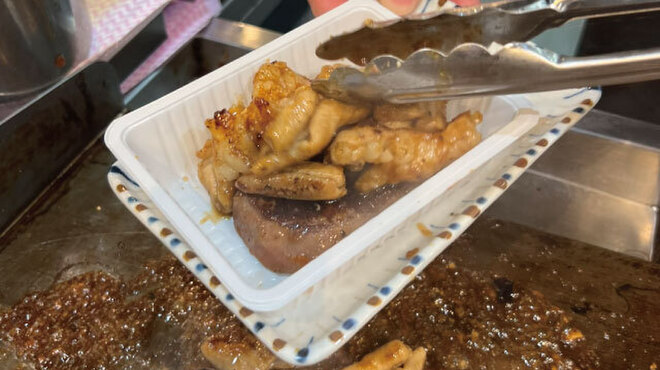 肉汁餃子・もつ焼き 天満のしんちゃん - メイン写真: