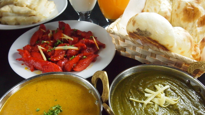 インドラ マハール - 料理写真:ランチもディナーも、お得なセットをご用意しております！
