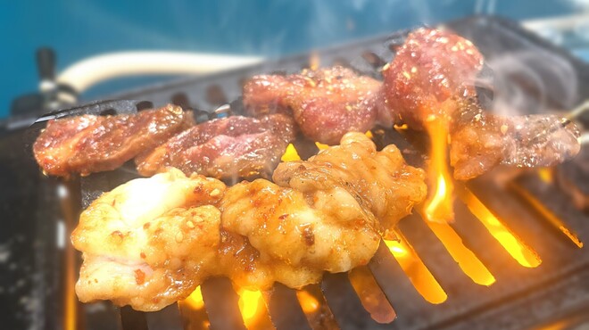 大衆焼肉酒場 まうん - メイン写真: