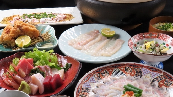 活魚居酒屋 マルフク - 料理写真:とらふぐのフルコース