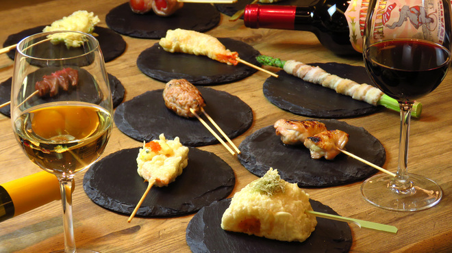 串焼串天 ワインto日本酒 でべそ - メイン写真: