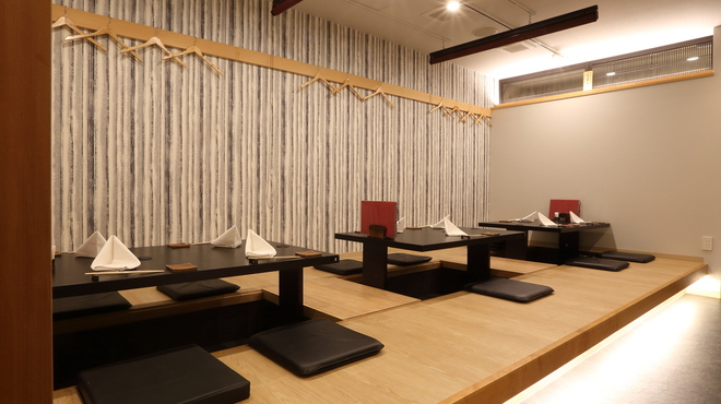 泳ぎとらふぐ活蟹料理 あじ平 - メイン写真: