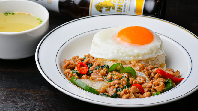SLOWJAM GARAGE Singaporean cuisine - メイン写真: