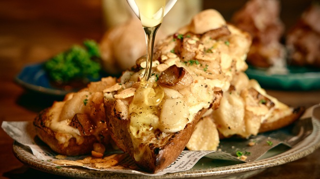 ニンニクバル にょんにょご - メイン写真: