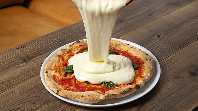 Italian table BENCIA - メイン写真:BENCIAマルゲリータ