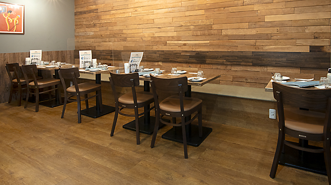 Italian table BENCIA - メイン写真:テーブル席