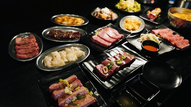 Horumon Yakiniku Hashizou - 料理写真: