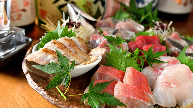 こだわり鮮魚と炭焼地鶏 炉 〜ひばち〜 - メイン写真: