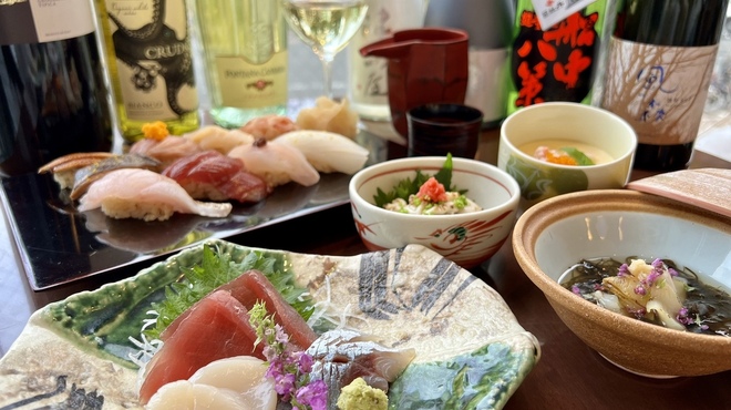 立ちぐい寿し 酒伊 金次郎 - メイン写真: