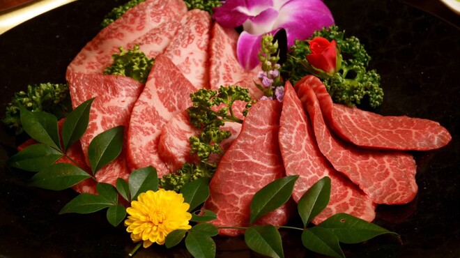 Nakano Sakaue Yakiniku Buruzu Tei - メイン写真: