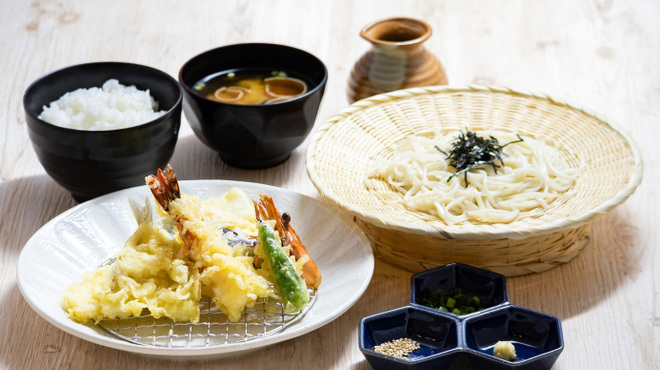 Tempura To Tenobe Soumen Asayama - メイン写真: