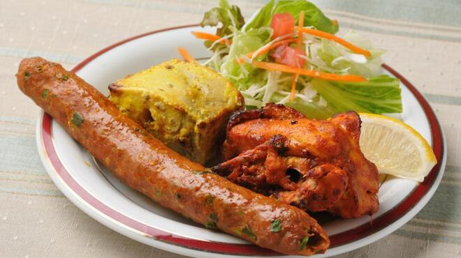 アティティ アジアンレストラン - メイン写真: