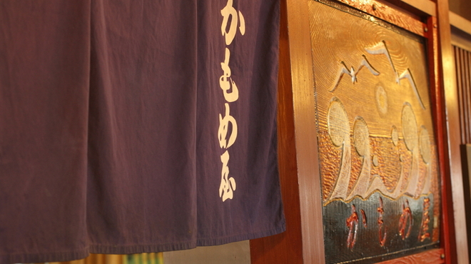 かもめ屋 - 内観写真:のれんをくぐれば、日常を忘れられる癒やしの空間