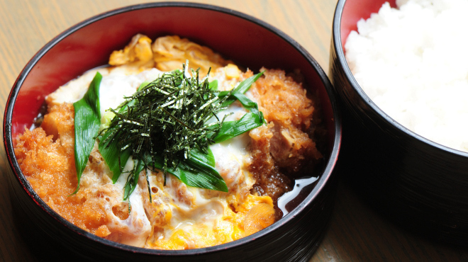 とんかつ 大宝 - メイン写真:カツ重