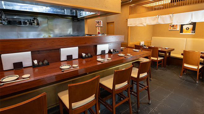 魚八 - メイン写真: