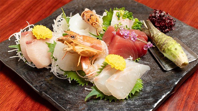 魚八 - メイン写真: