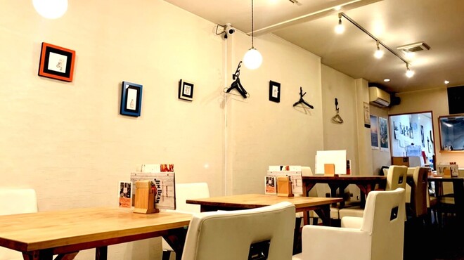 PIZZERIA LEONARDO&ぼんのみみ - メイン写真: