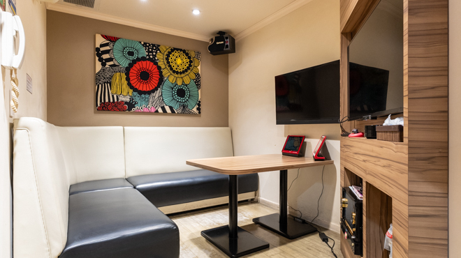 カラオケ&バイキング うえあはうす - メイン写真: