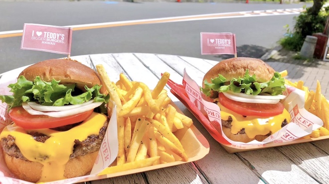 TEDDY'S BIGGER BURGERS - メイン写真: