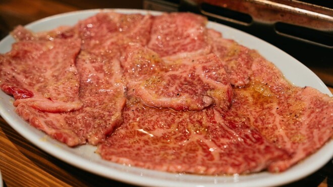 焼肉家 かずちゃん - メイン写真: