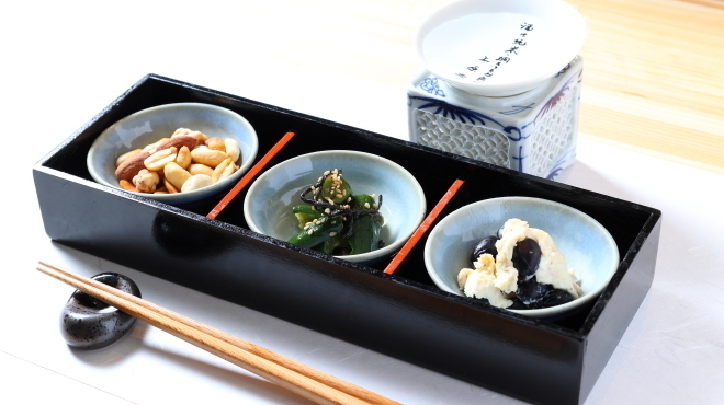 日本酒と小鉢 はやし - メイン写真:小鉢3種盛り