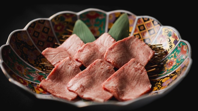 Azabu Juuban Yakiniku Buruzu - メイン写真: