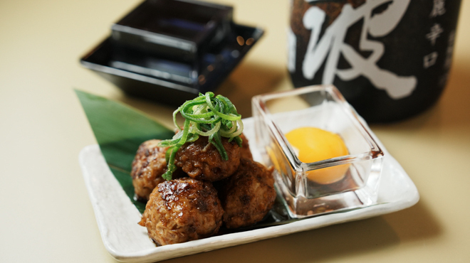 るちん製麺所 - メイン写真:かもつくねとお酒