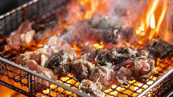 本通 地鶏 居酒屋 作 - メイン写真: