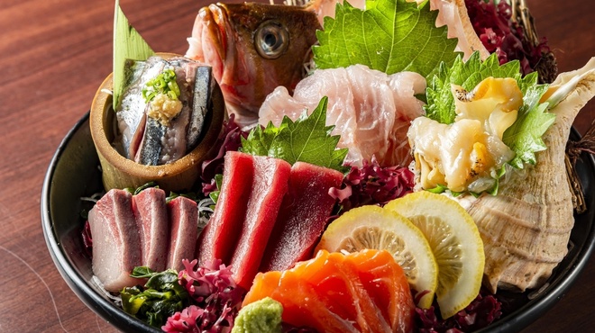 本通 地鶏 居酒屋 作 - メイン写真: