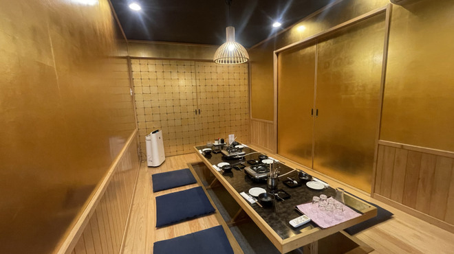 長州屋瓦 湯田店 - 以金閣寺為靈感打造的金色房間