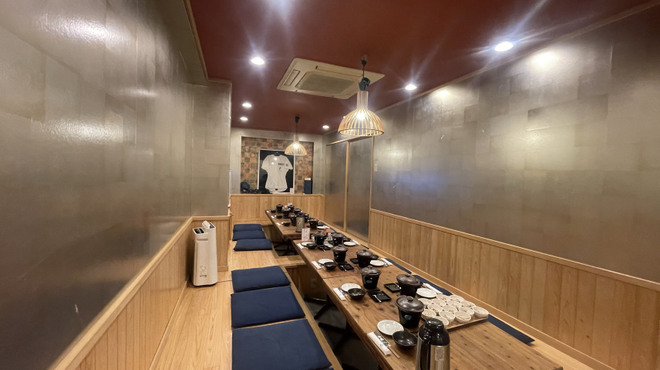 長州屋瓦 湯田店 - 模仿銀閣寺所打造的銀色房間
