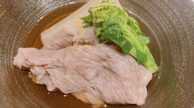日本橋逢坂 - 料理写真:和牛蕪煮