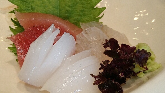 山善 - 料理写真:お造り、アオリイカ、ヒラメ、キハダマグロ