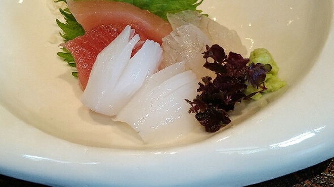 山善 - 料理写真:お造り、アオリイカ、ヒラメ、キハダマグロ