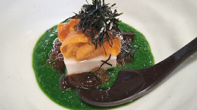 山善 - 料理写真:白子豆腐、春菊ソース、ポン酢